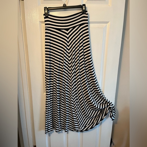 Apt. 9 Dresses & Skirts - Apt. 9 Maxi Skirt